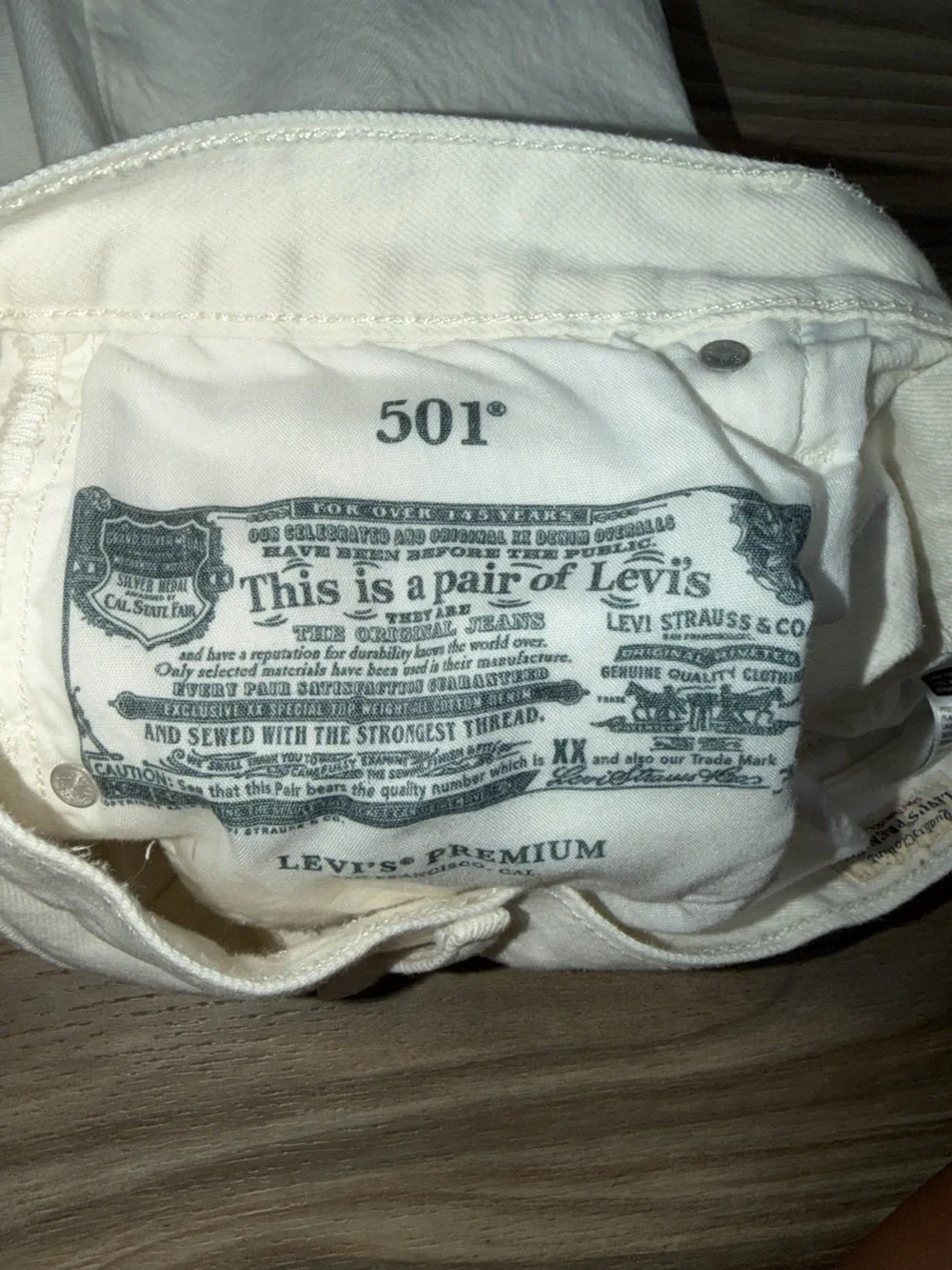 Signature by Levi Strauss White Distressed Straight Jeans